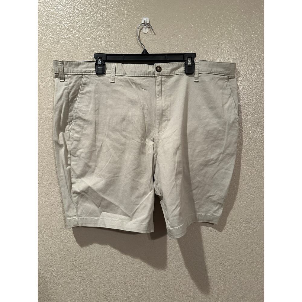 NWT George Khaki Tan Flat front Shorts Above the knee 9” Inseam Sz 44